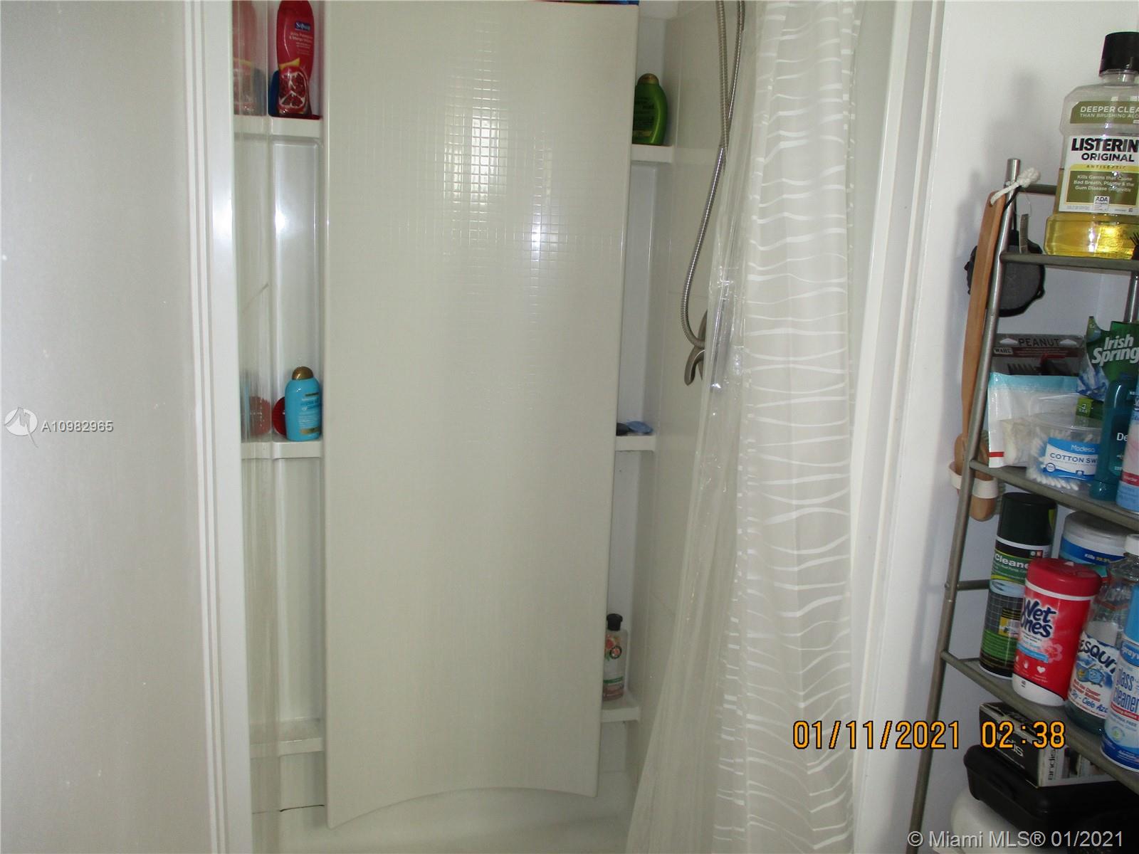 See details / 2312 sq. ft. $ 2021-02-21 0 Photo