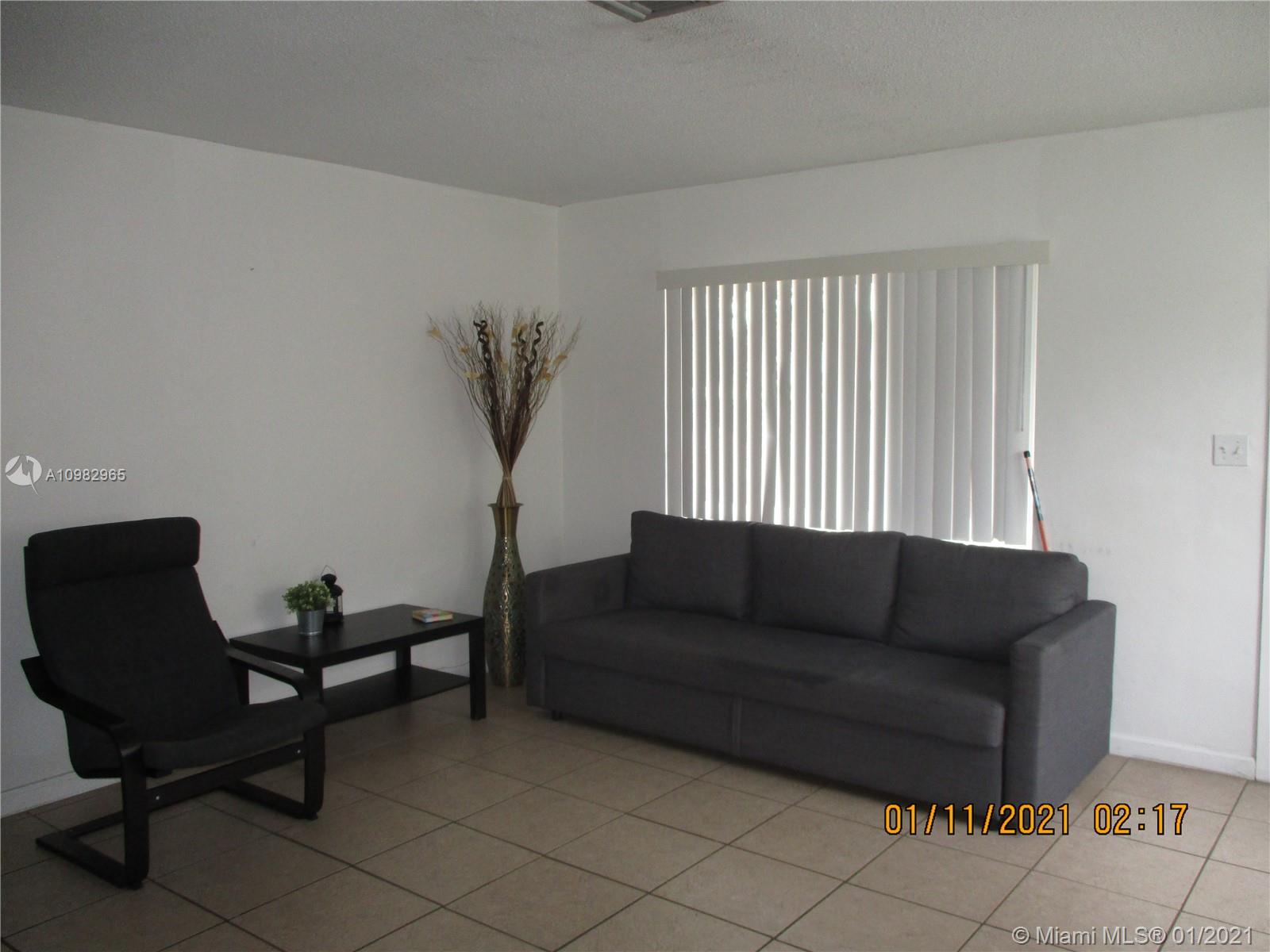 See details / 2312 sq. ft. $ 2021-02-21 0 Photo