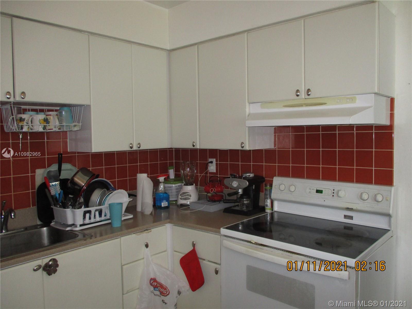 See details / 2312 sq. ft. $ 2021-02-21 0 Photo
