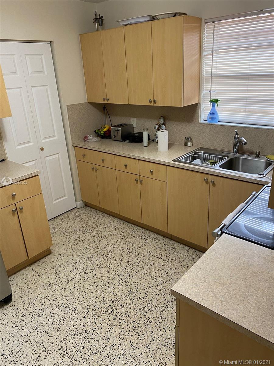 See details / 2633 sq. ft. $ 2021-01-20 0 Photo