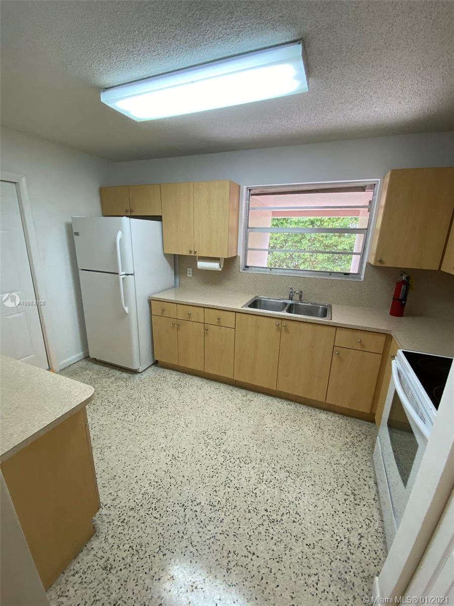 See details / 2633 sq. ft. $ 2021-01-20 0 Photo