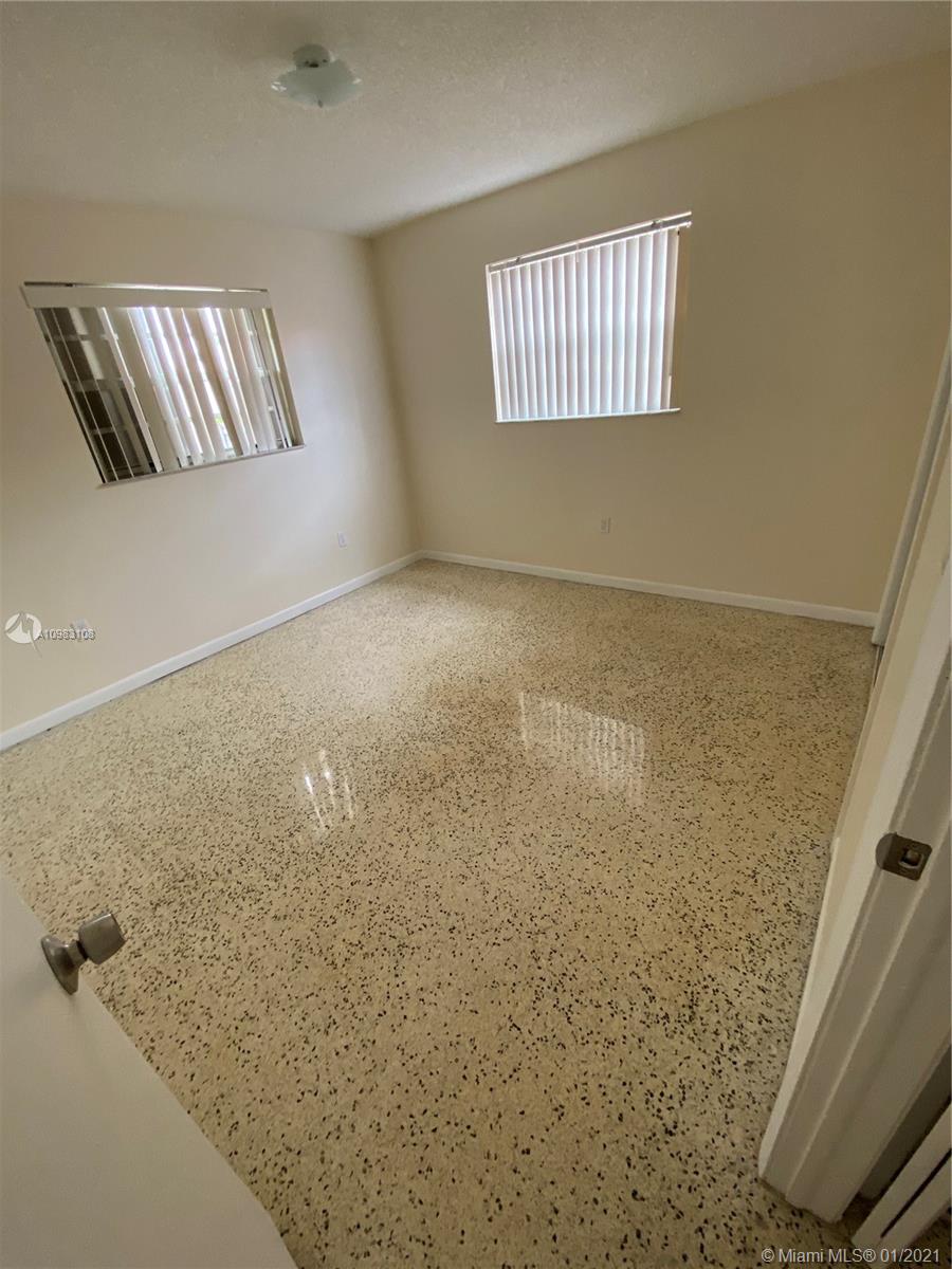 See details / 2633 sq. ft. $ 2021-01-20 0 Photo