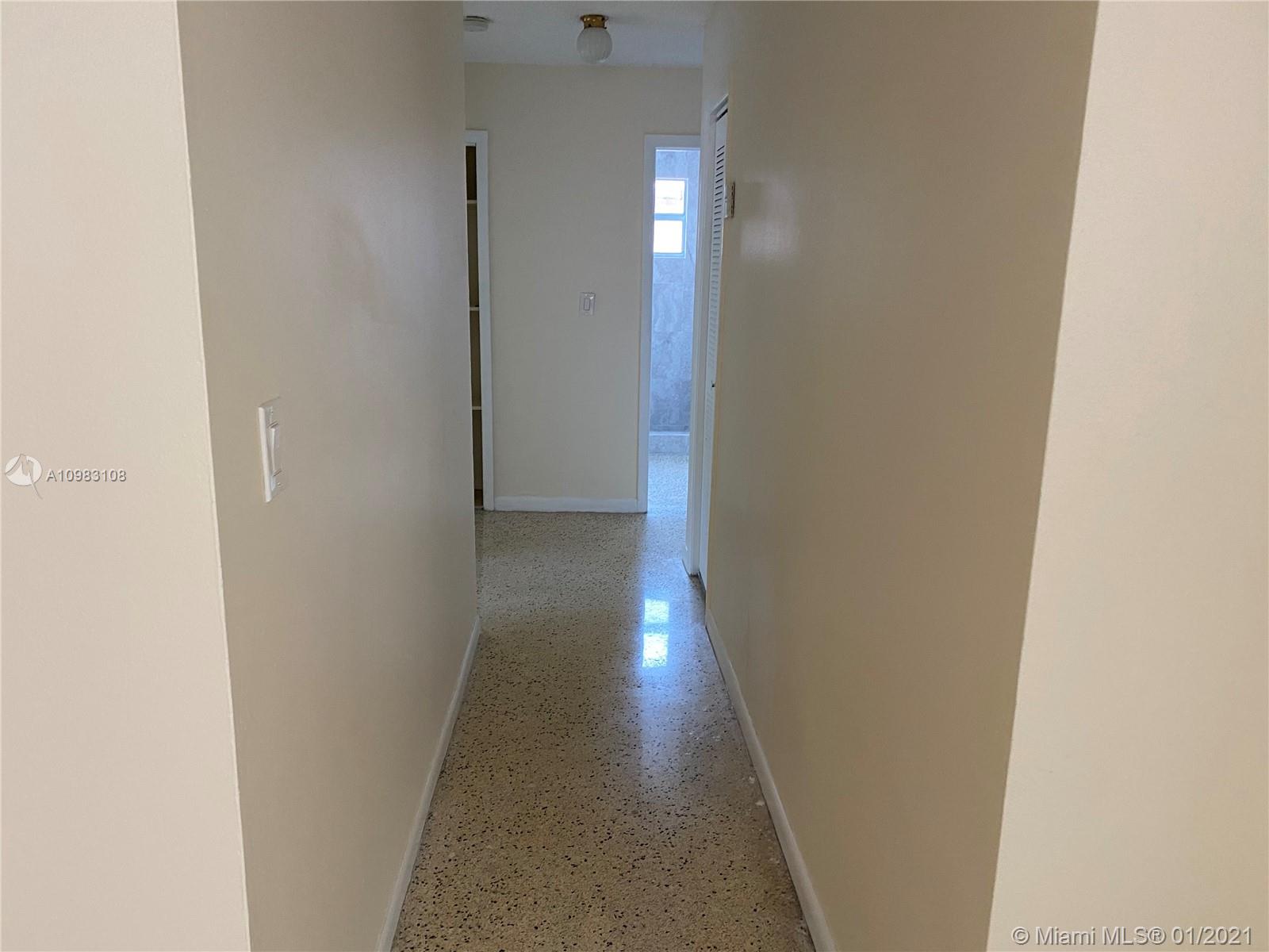 See details / 2633 sq. ft. $ 2021-01-20 0 Photo