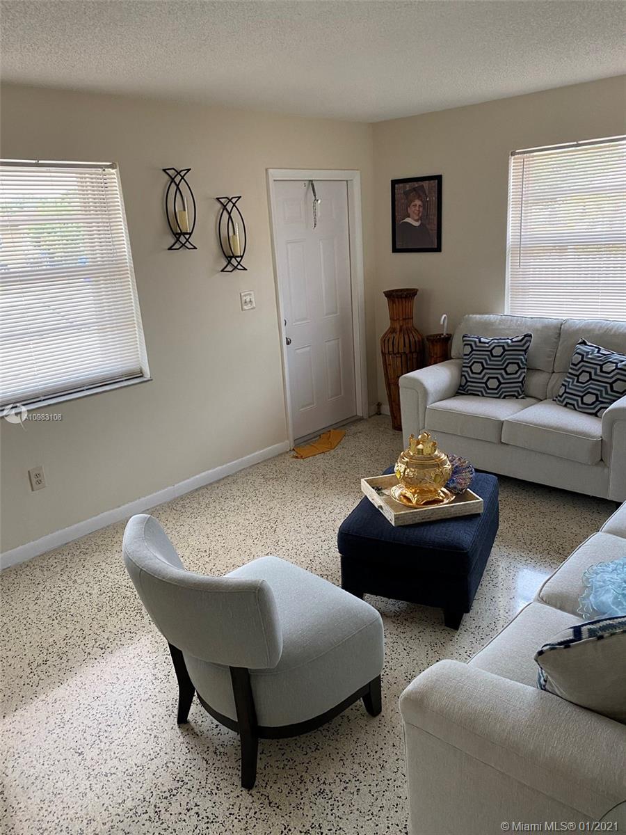 See details / 2633 sq. ft. $ 2021-01-20 0 Photo