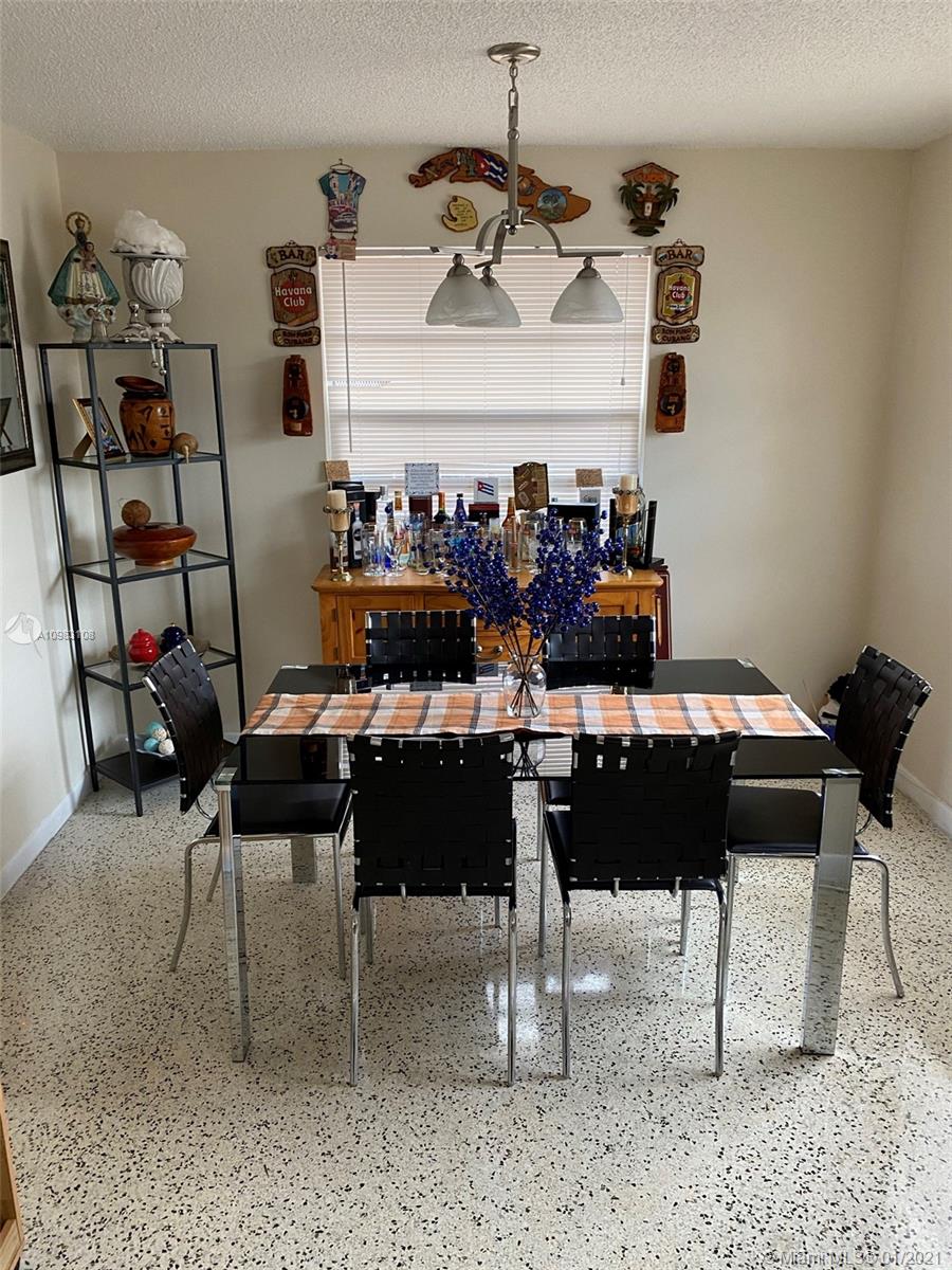 See details / 2633 sq. ft. $ 2021-01-20 0 Photo