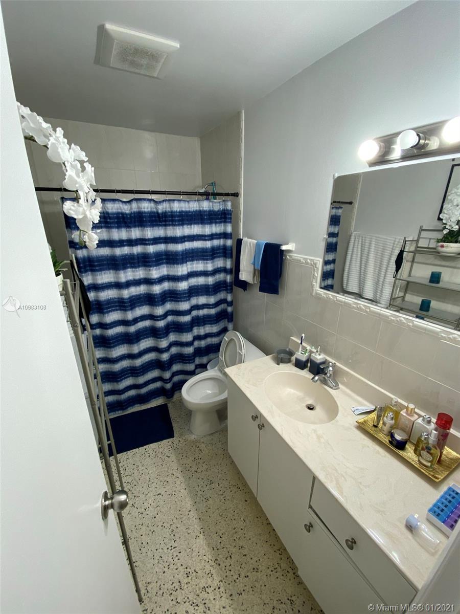 See details / 2633 sq. ft. $ 2021-01-20 0 Photo