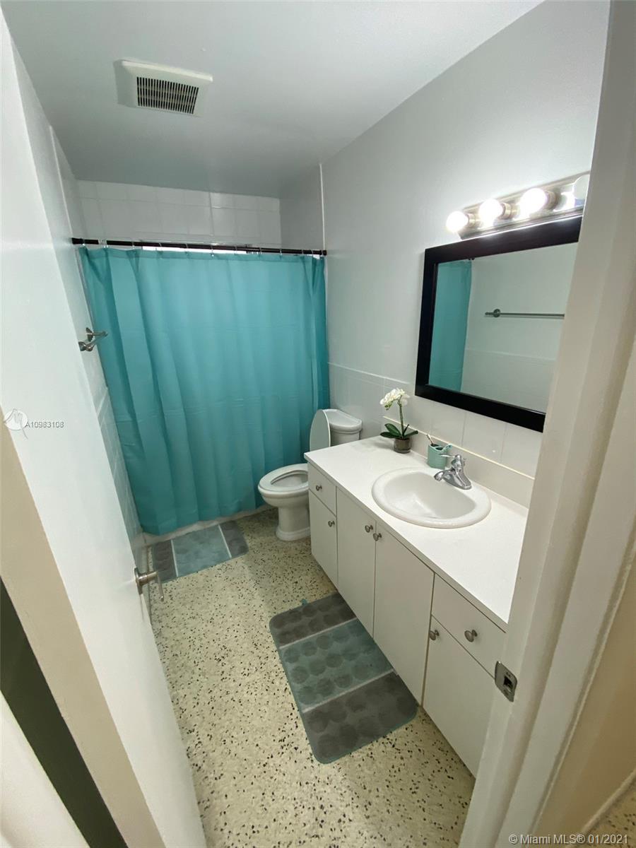See details / 2633 sq. ft. $ 2021-01-20 0 Photo