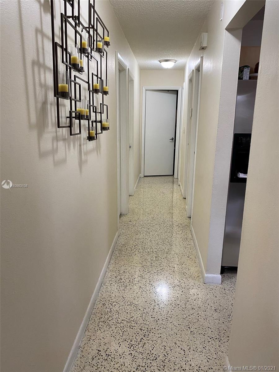 See details / 2633 sq. ft. $ 2021-01-20 0 Photo
