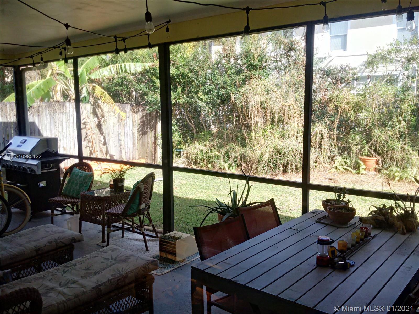See details / 2280 sq. ft. $ 2021-01-13 0 Photo