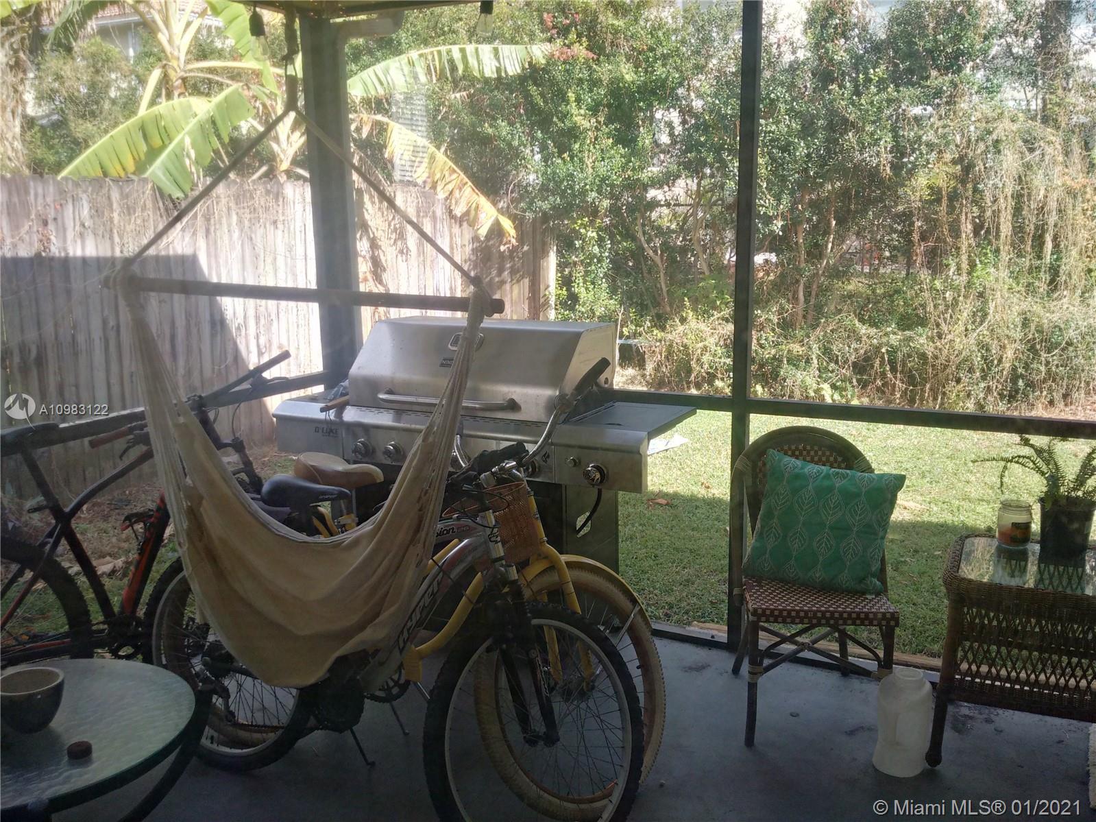 See details / 2280 sq. ft. $ 2021-01-13 0 Photo