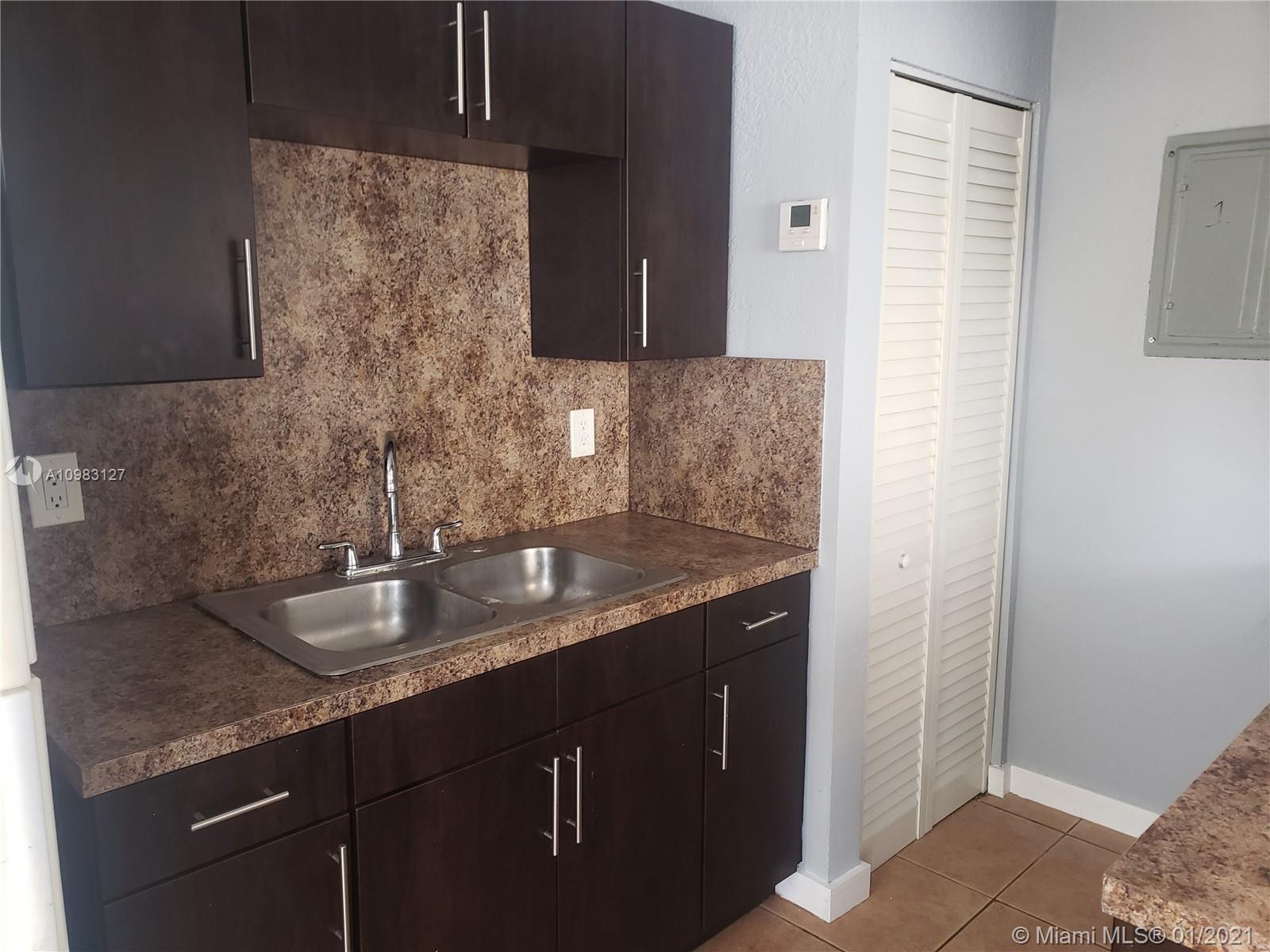 See details / 2236 sq. ft. $ 2021-01-13 0 Photo