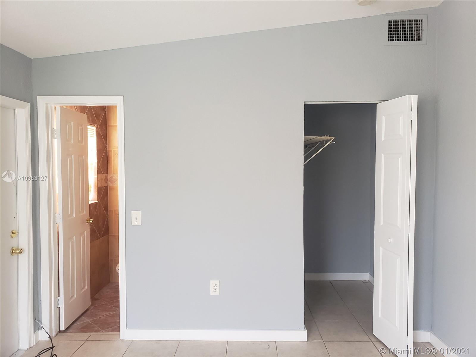 See details / 2236 sq. ft. $ 2021-01-13 0 Photo