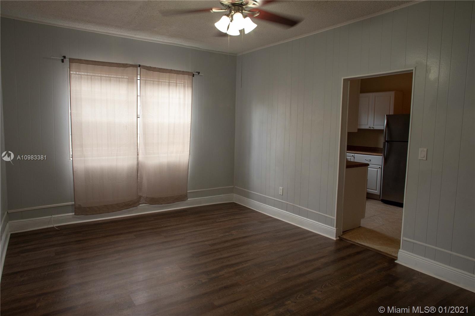 See details / 3474 sq. ft. $ 2021-01-14 0 Photo