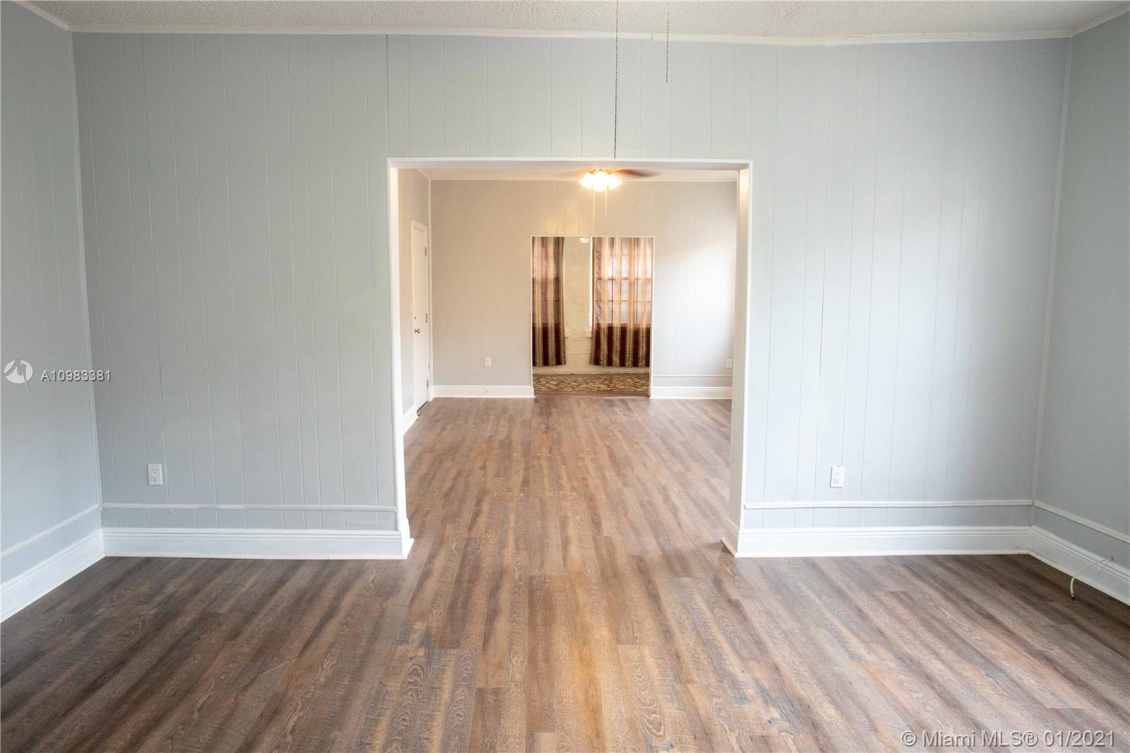 See details / 3474 sq. ft. $ 2021-01-14 0 Photo
