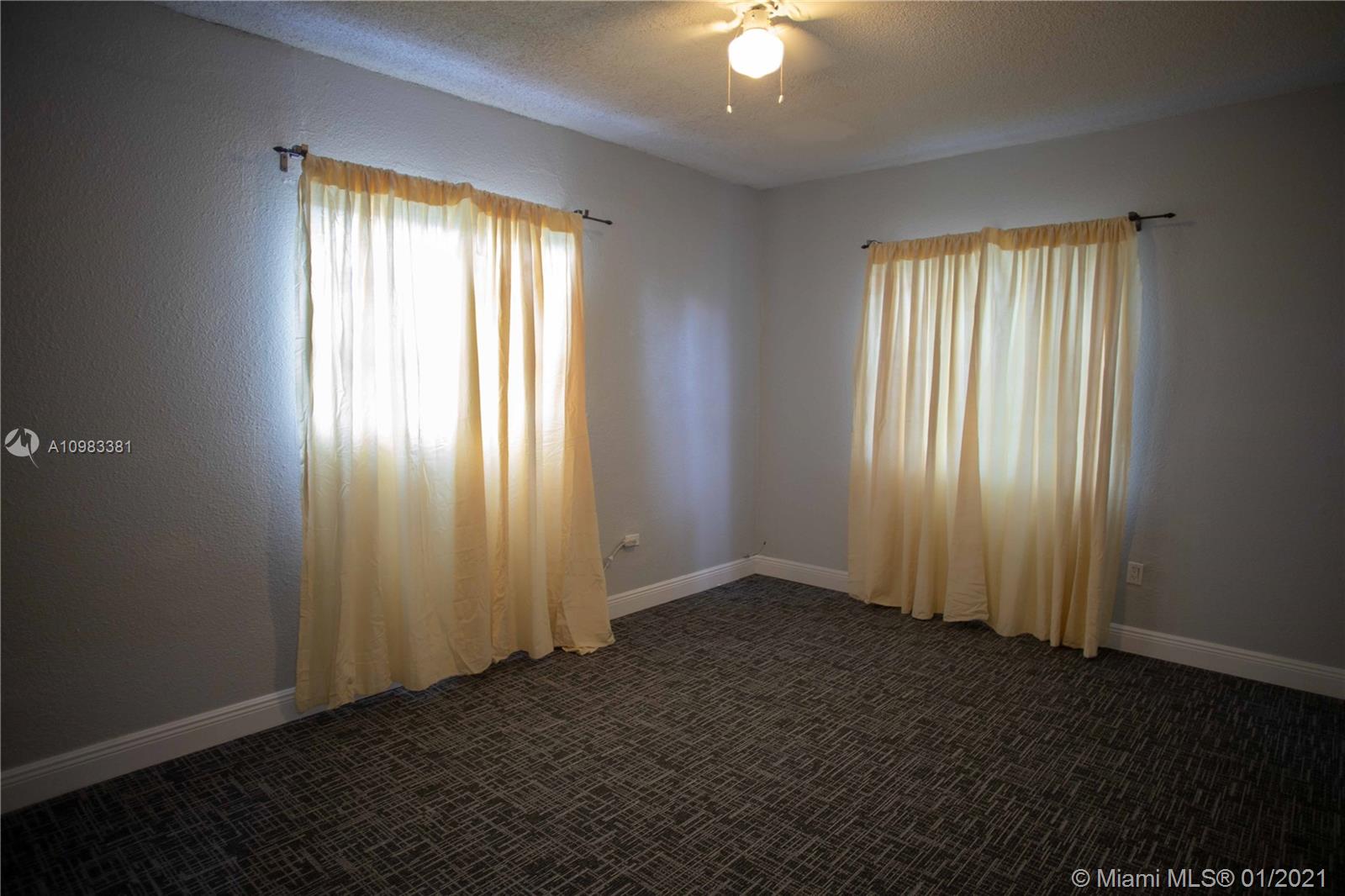 See details / 3474 sq. ft. $ 2021-01-14 0 Photo