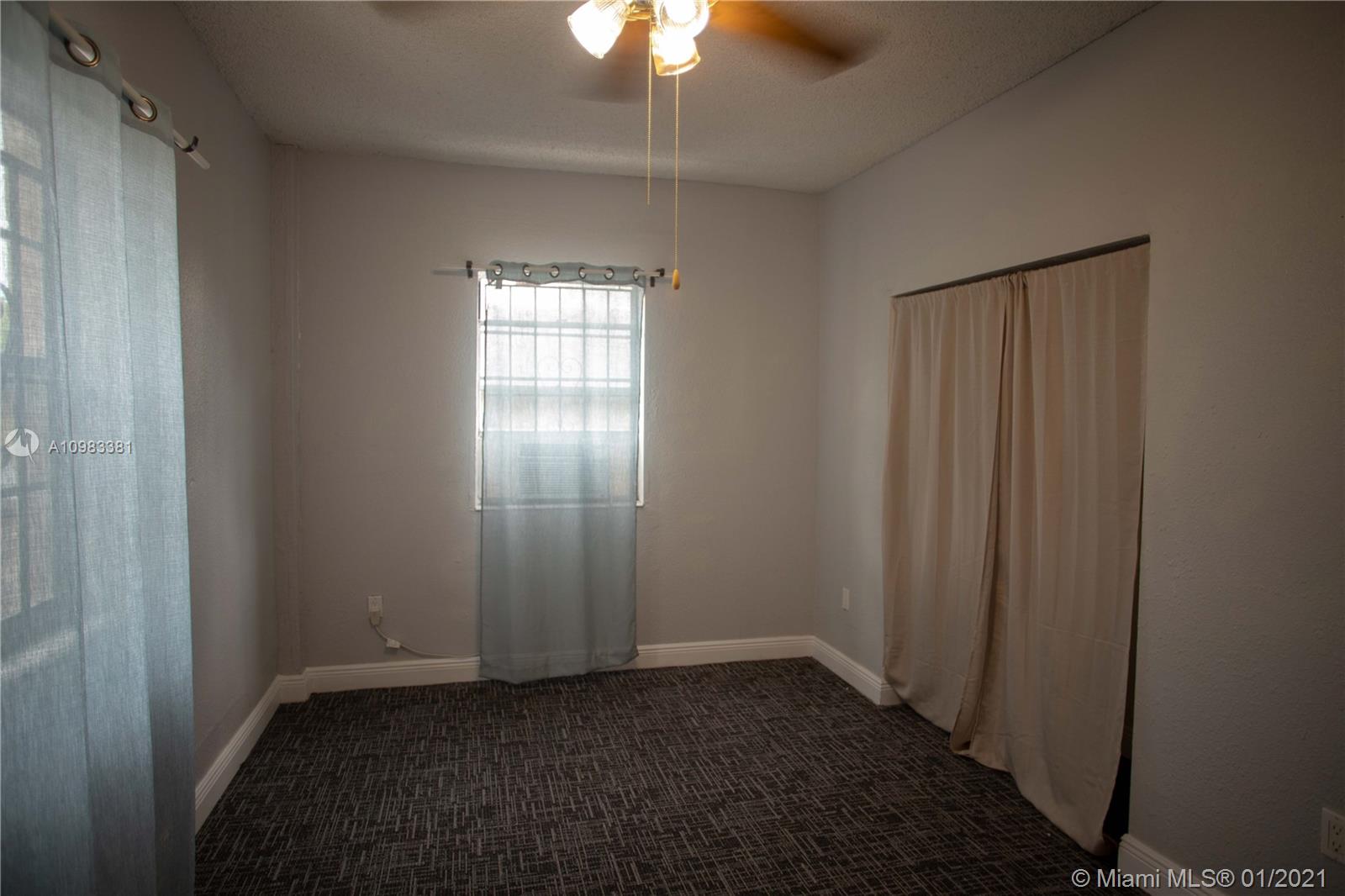 See details / 3474 sq. ft. $ 2021-01-14 0 Photo