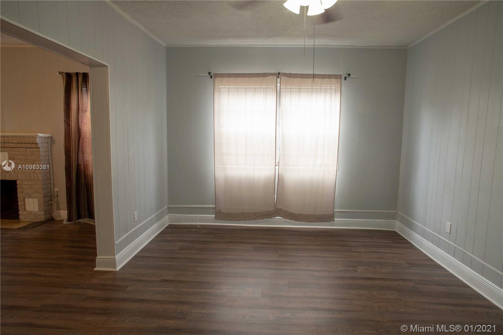 See details / 3474 sq. ft. $ 2021-01-14 0 Photo