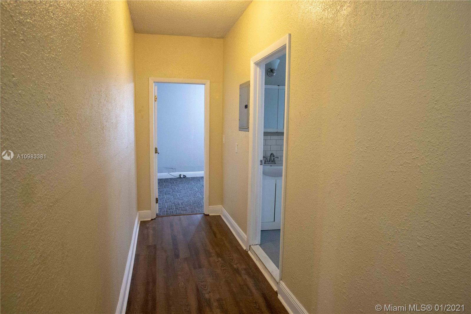 See details / 3474 sq. ft. $ 2021-01-14 0 Photo
