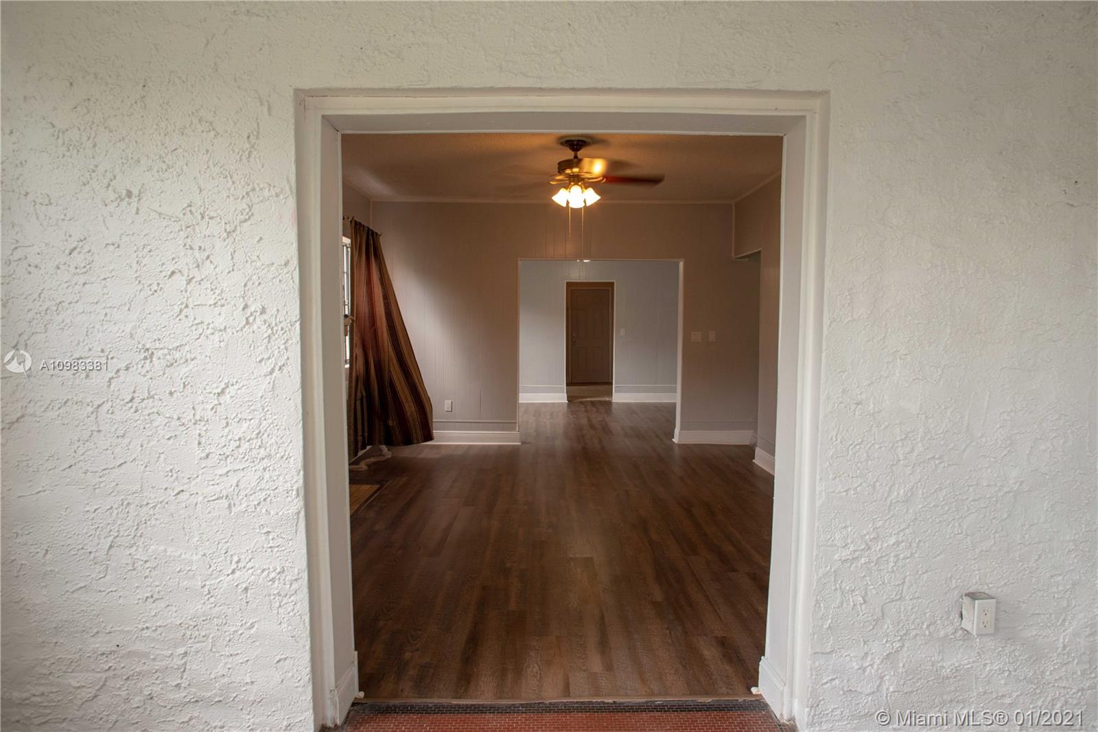 See details / 3474 sq. ft. $ 2021-01-14 0 Photo