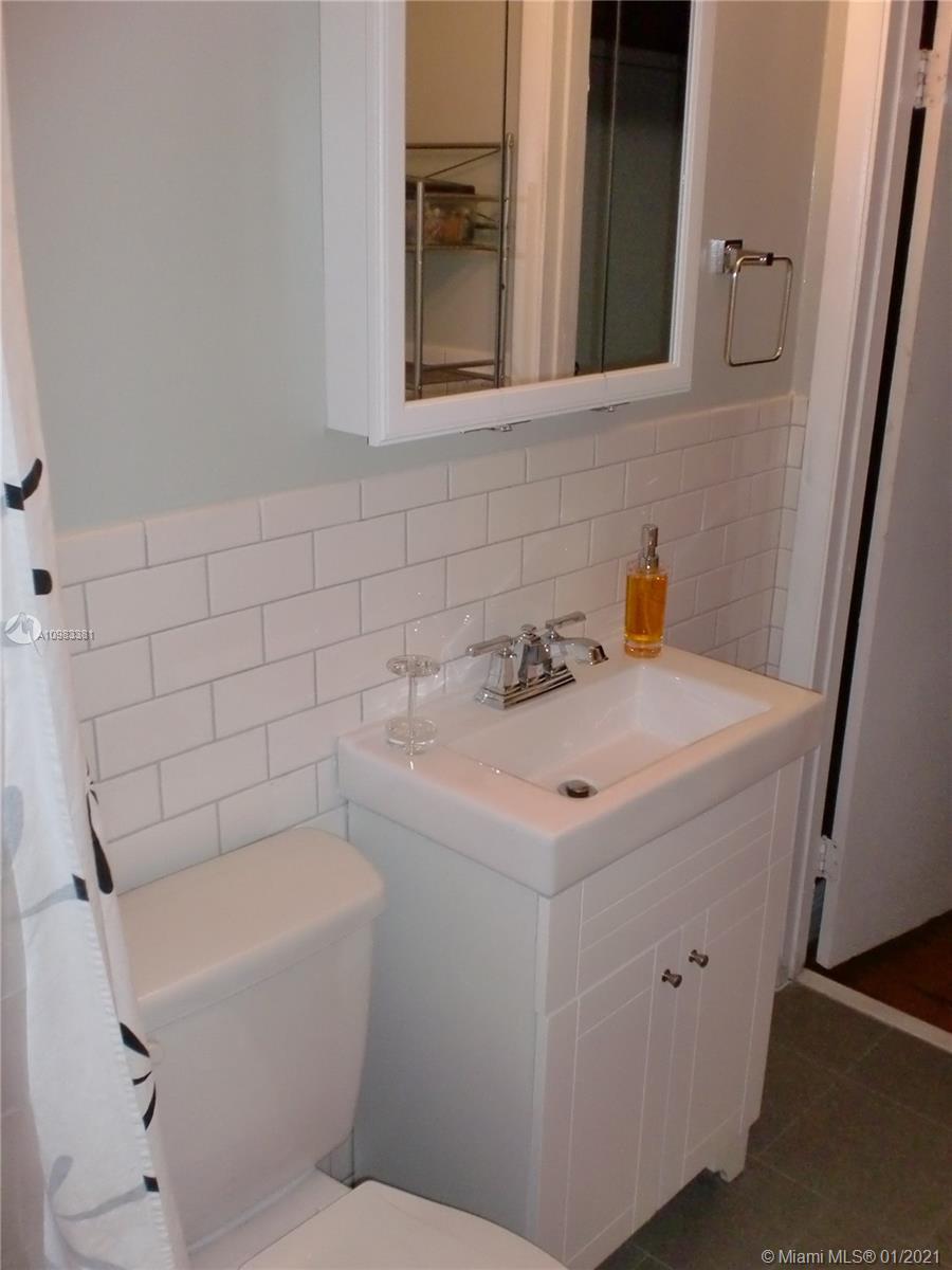 See details / 3474 sq. ft. $ 2021-01-14 0 Photo