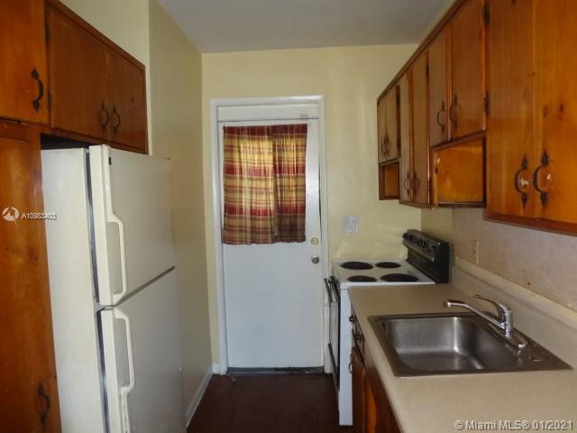 See details / 2450 sq. ft. $ 2021-01-14 0 Photo