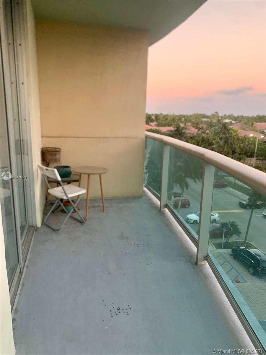 Photo of 19390 Collins Avenue #514, Sunny Isles Beach, Florida, 33160 -