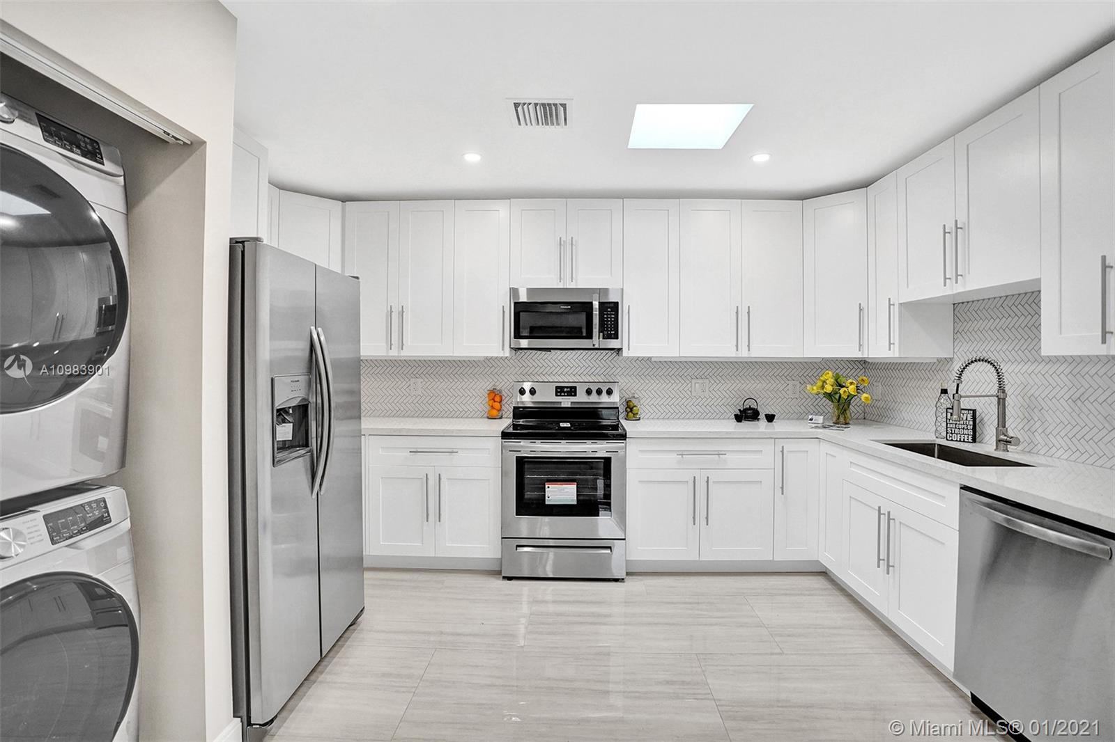 See details / 1329 sq. ft. $ 2021-01-15 0 Photo