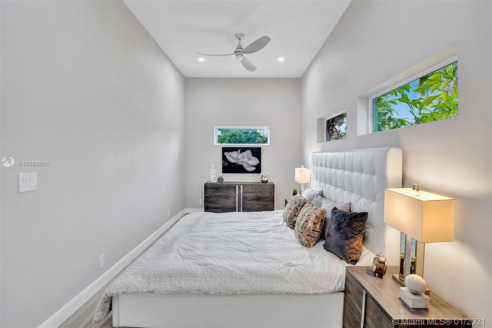 See details / 1329 sq. ft. $ 2021-01-15 0 Photo