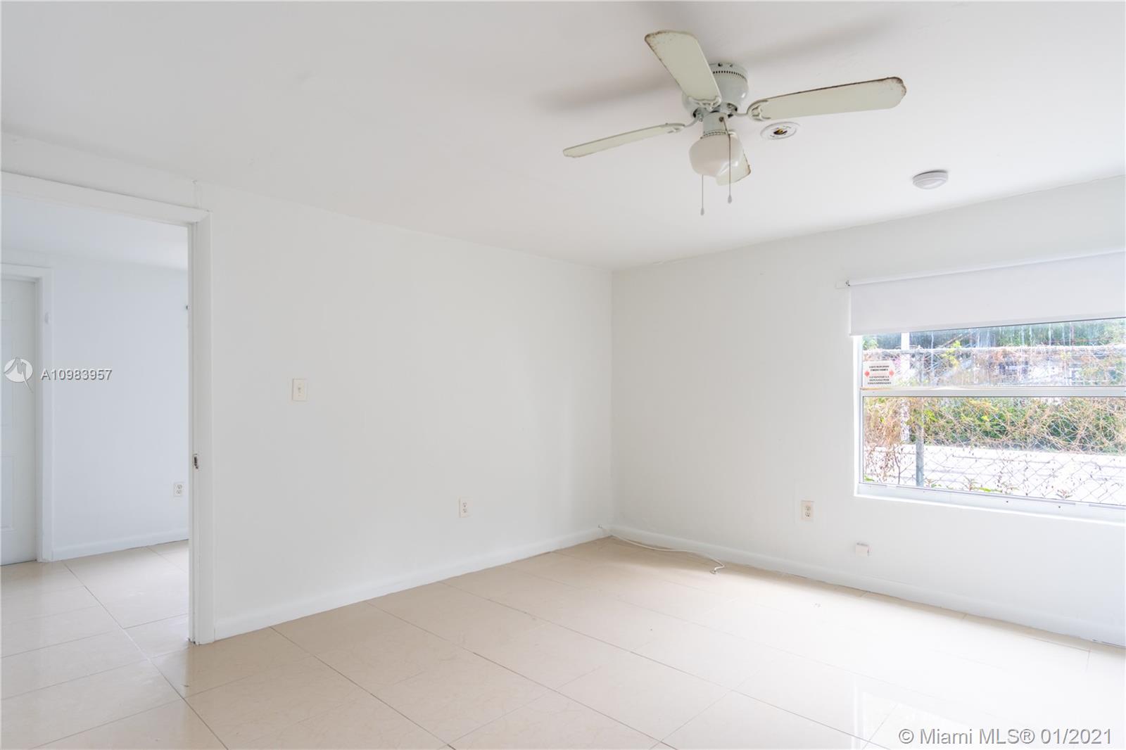See details / 3116 sq. ft. $ 2021-01-15 0 Photo