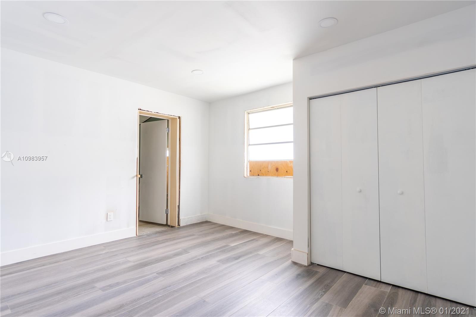 See details / 3116 sq. ft. $ 2021-01-15 0 Photo