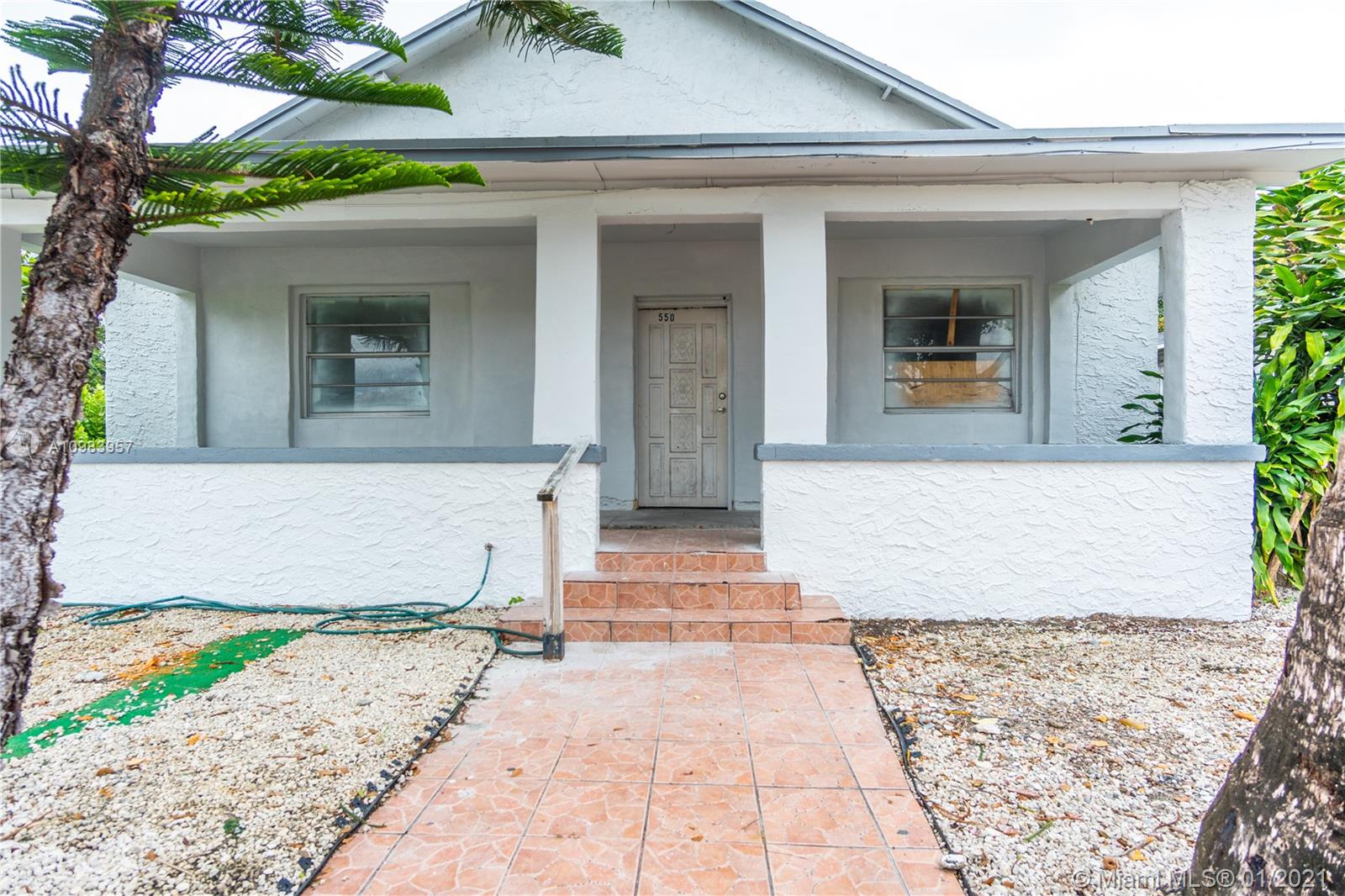 See details / 3116 sq. ft. $ 2021-01-15 0 Photo