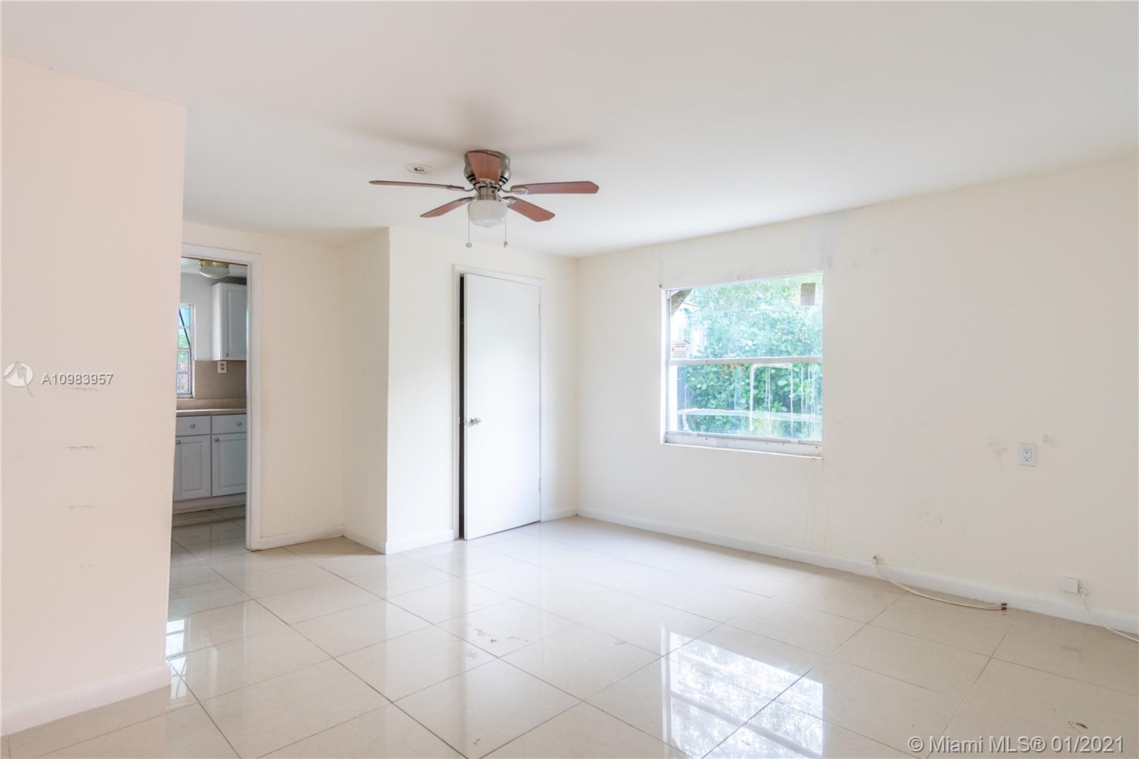 See details / 3116 sq. ft. $ 2021-01-15 0 Photo