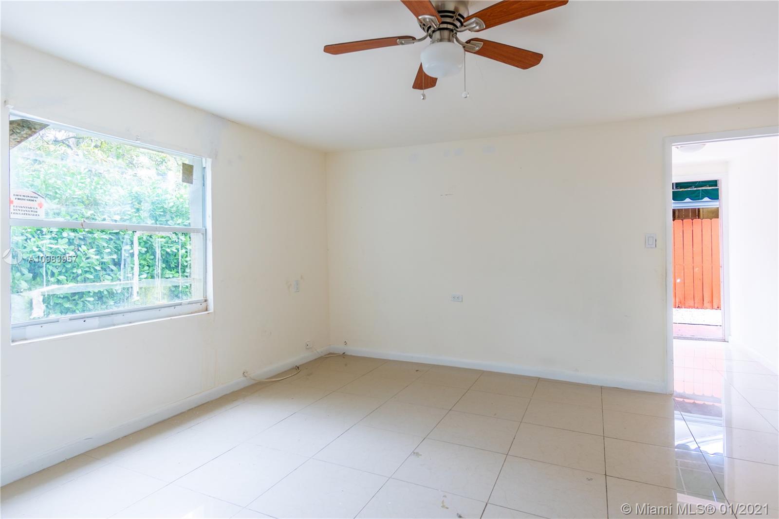 See details / 3116 sq. ft. $ 2021-01-15 0 Photo