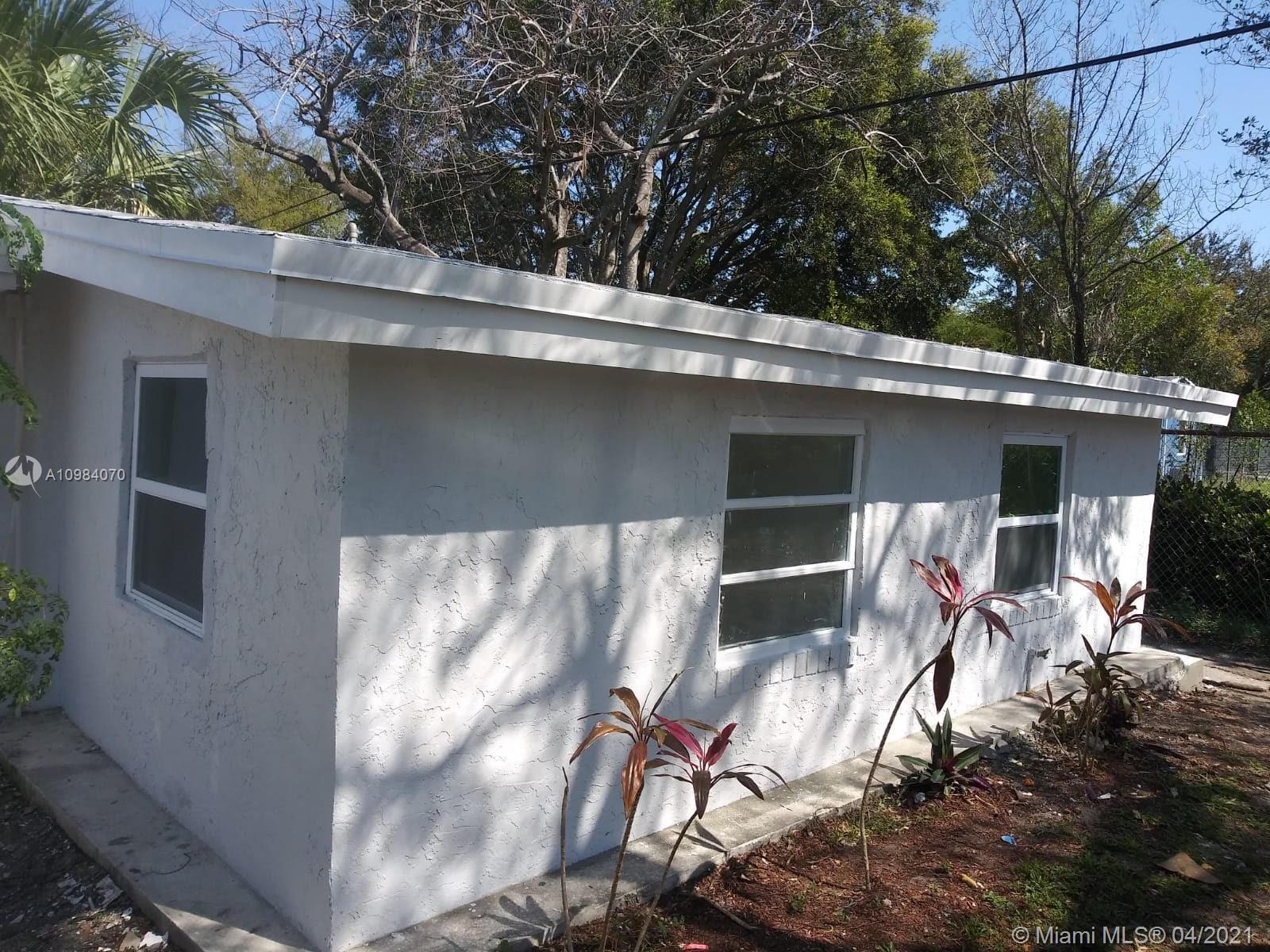 See details / 1232 sq. ft. $ 2021-01-15 0 Photo