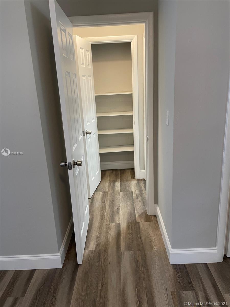 See details / 1360 sq. ft. $ 2021-02-26 0 Photo
