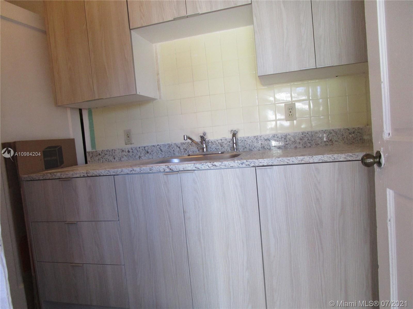 See details / 2060 sq. ft. $ 2021-03-23 0 Photo