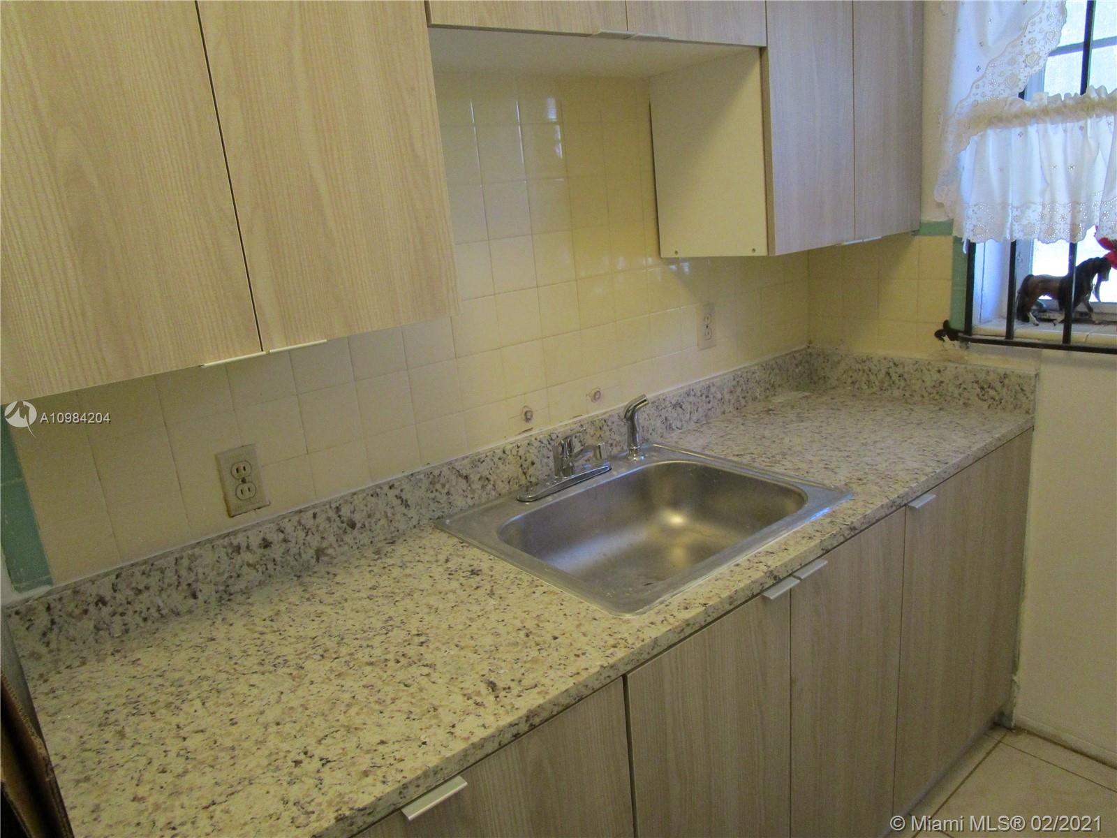 See details / 2060 sq. ft. $ 2021-03-23 0 Photo