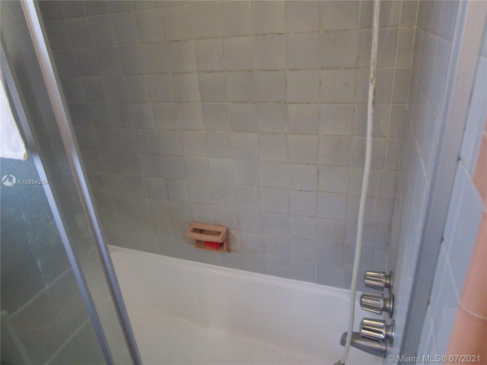 See details / 2060 sq. ft. $ 2021-03-23 0 Photo