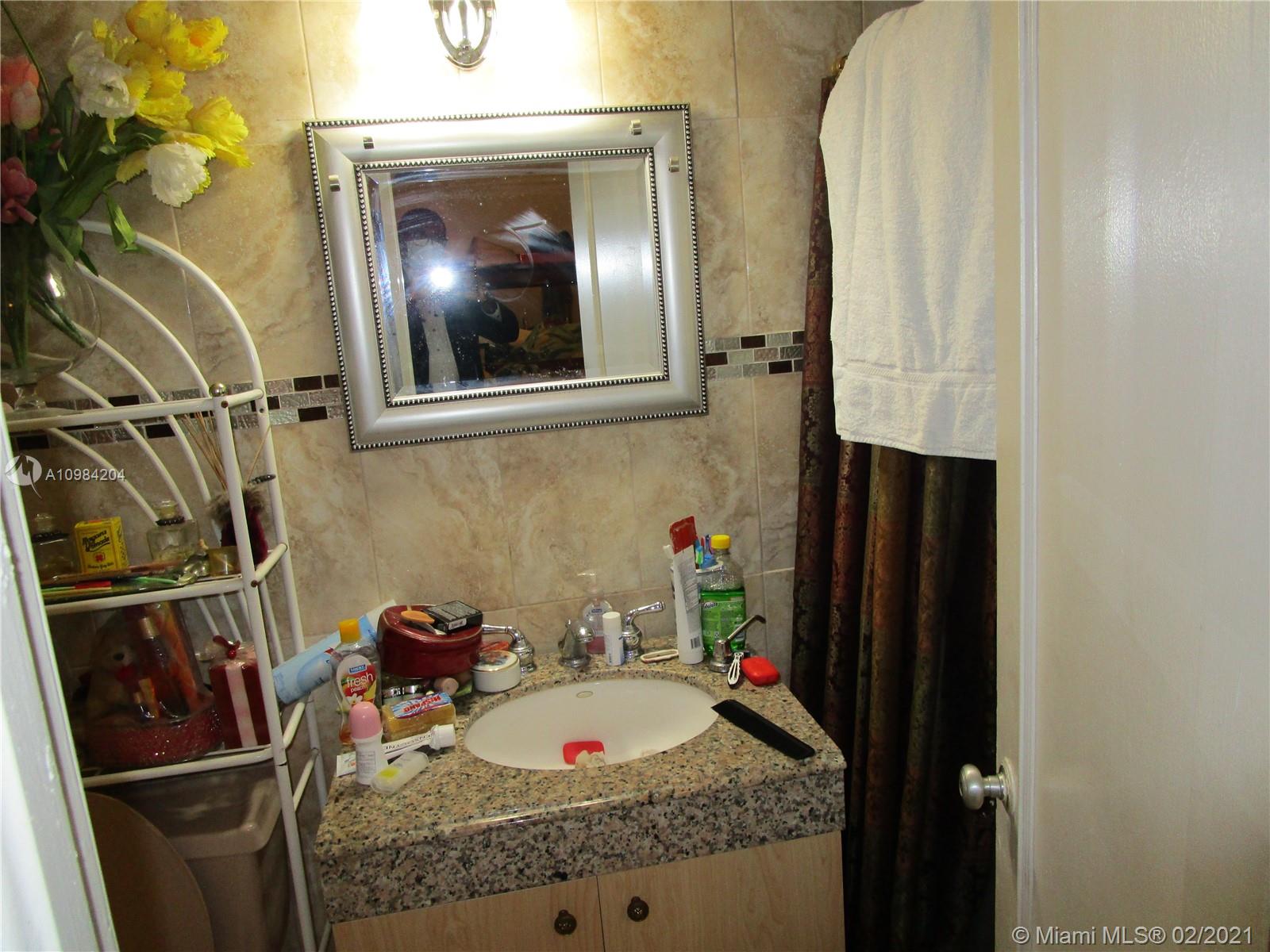 See details / 2060 sq. ft. $ 2021-03-23 0 Photo