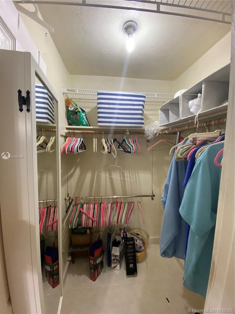 See details / 1888 sq. ft. $ 2021-01-15 0 Photo