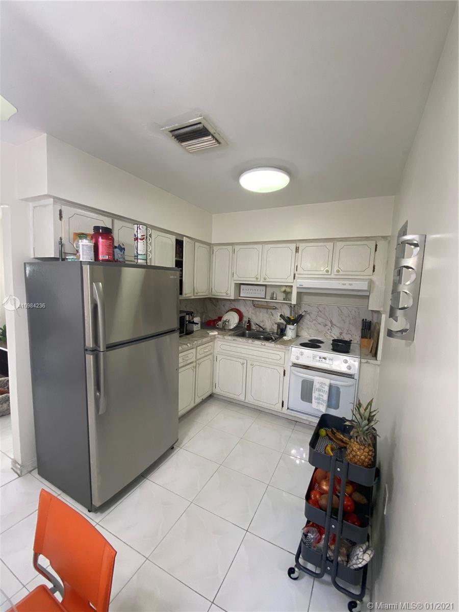 See details / 1888 sq. ft. $ 2021-01-15 0 Photo