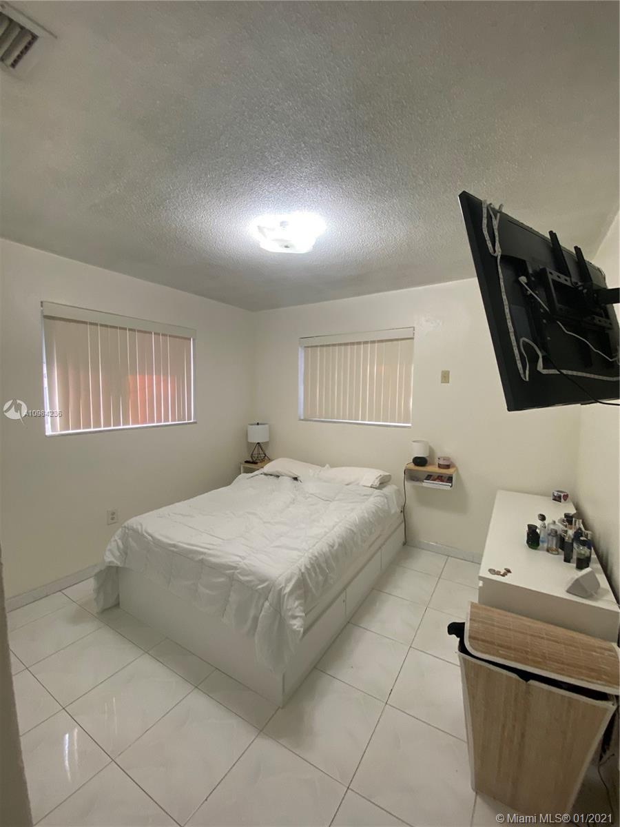 See details / 1888 sq. ft. $ 2021-01-15 0 Photo