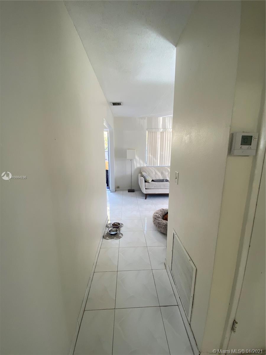 See details / 1888 sq. ft. $ 2021-01-15 0 Photo