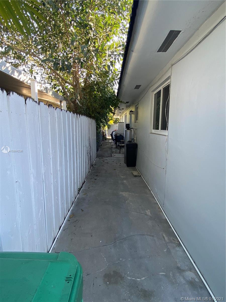 See details / 1888 sq. ft. $ 2021-01-15 0 Photo