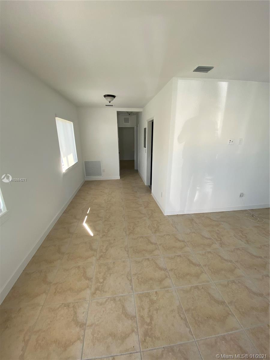 See details / 2084 sq. ft. $ 2021-01-15 0 Photo
