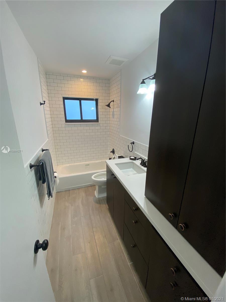 See details / 2084 sq. ft. $ 2021-01-15 0 Photo