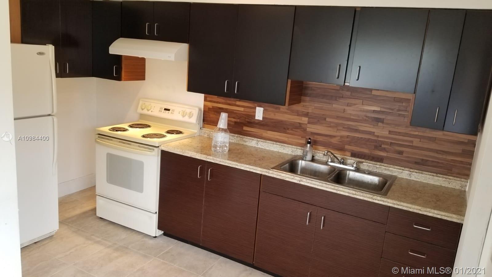 See details / 1722 sq. ft. $ 2021-01-15 0 Photo