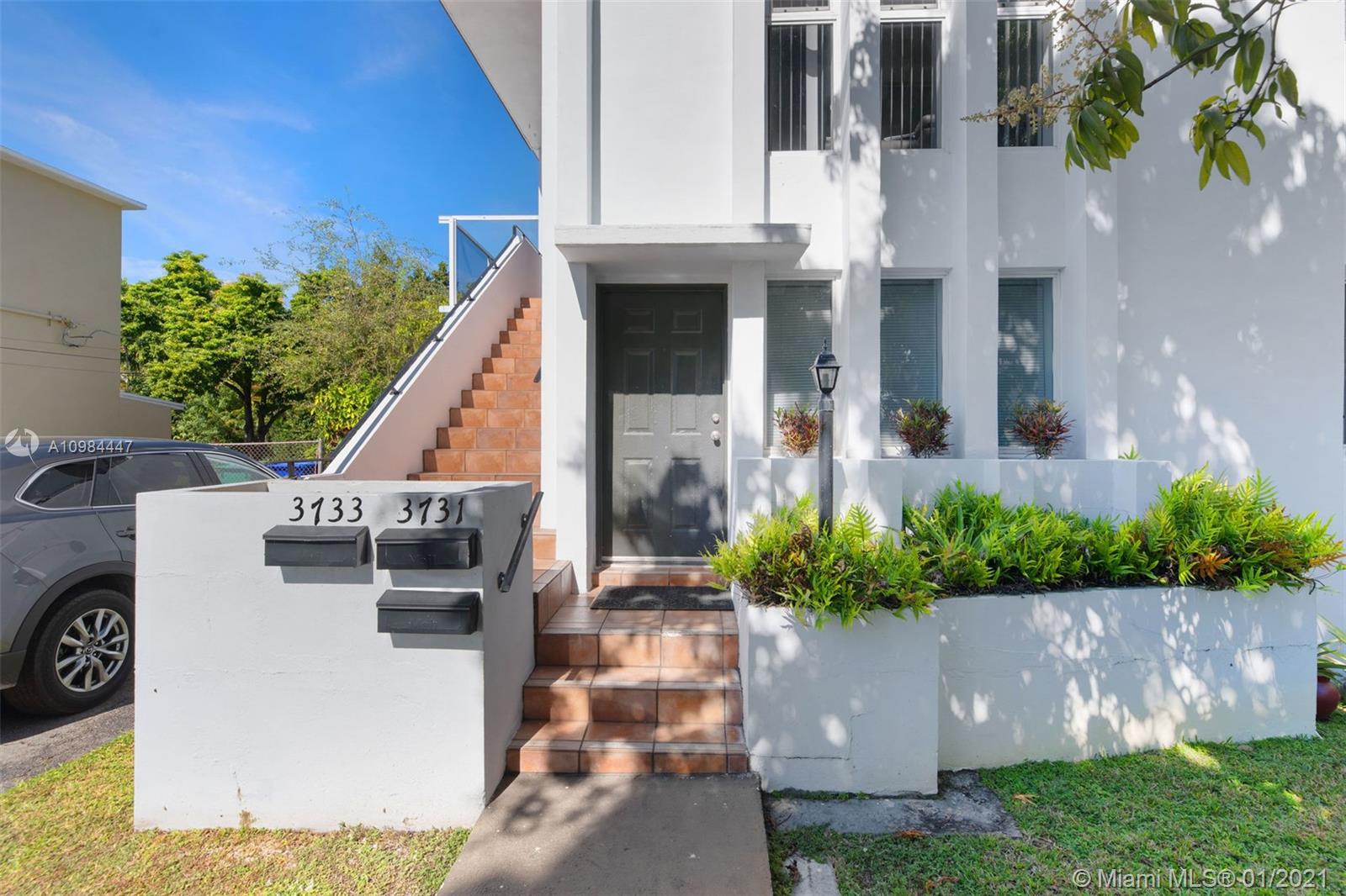 See details / 1891 sq. ft. $ 2021-01-15 0 Photo
