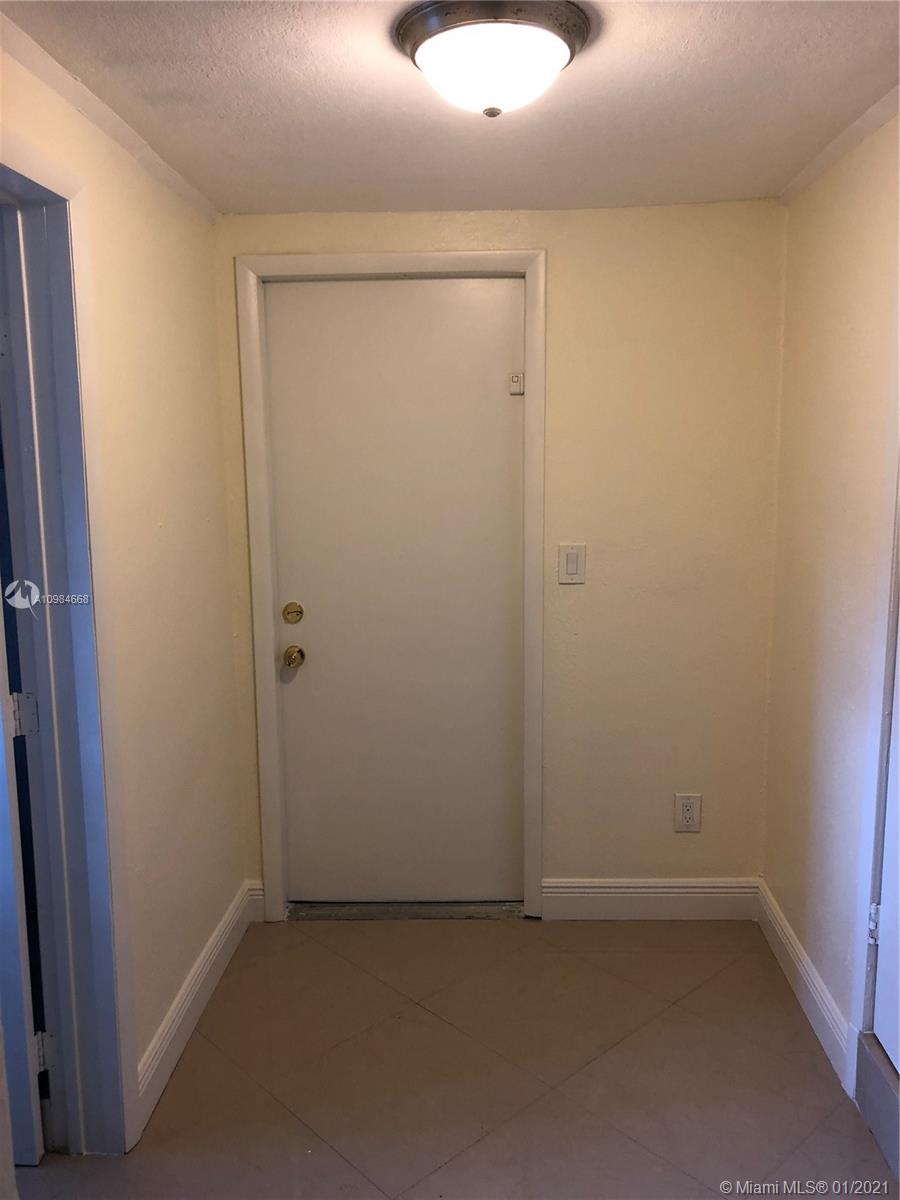 See details / 1904 sq. ft. $ 2021-01-16 0 Photo