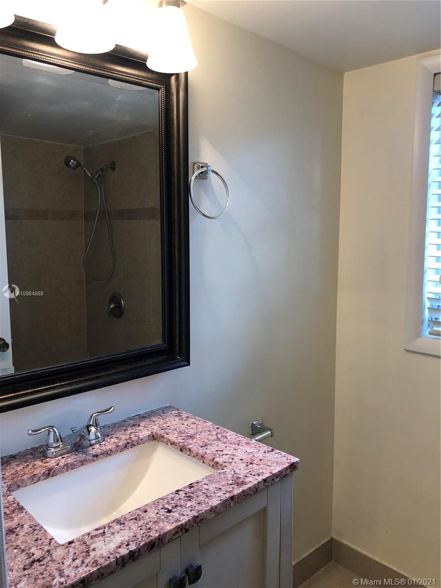 See details / 1904 sq. ft. $ 2021-01-16 0 Photo